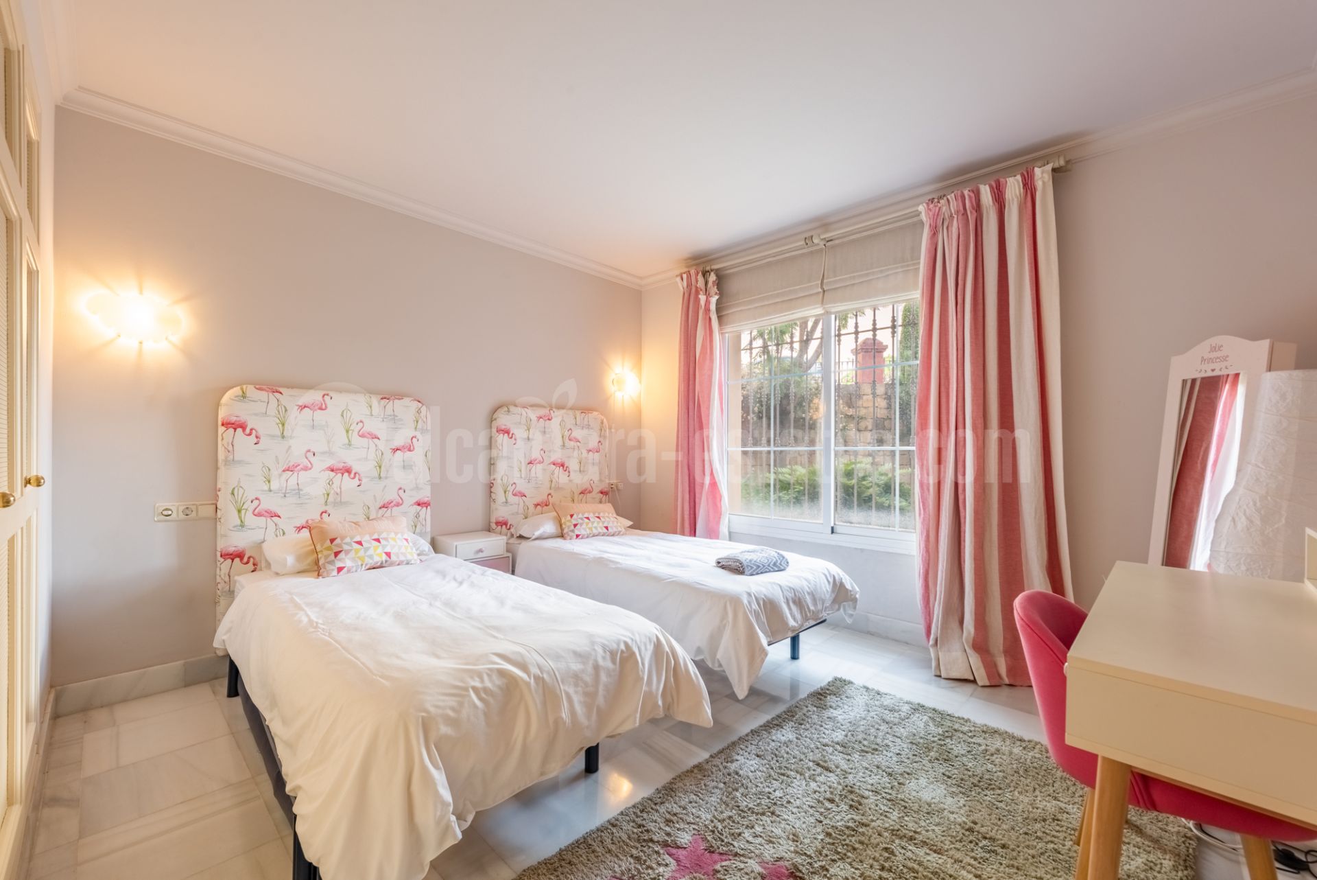 Apartment in Monte Halcones, Benahavis