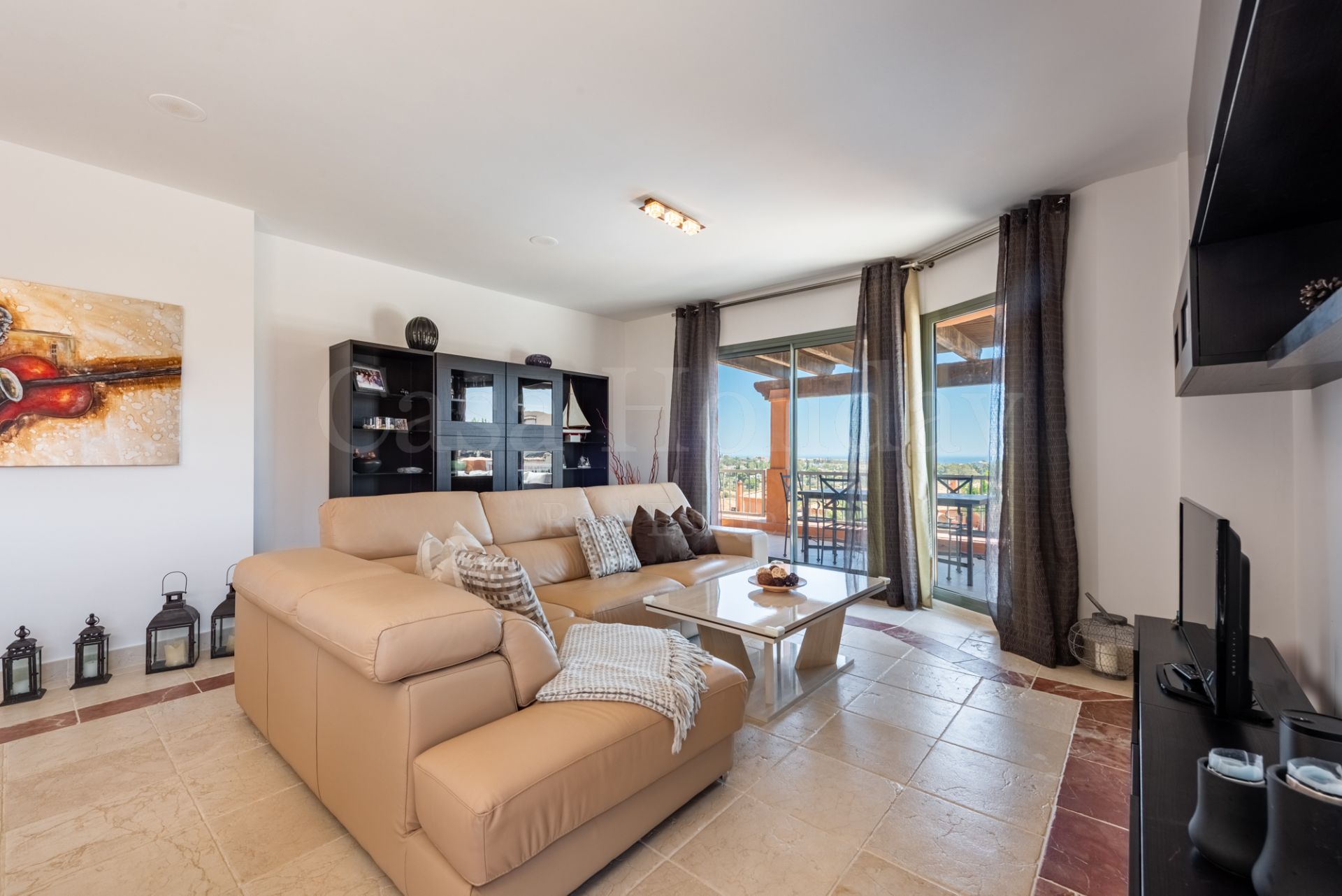 Penthouse in Benatalaya, Estepona