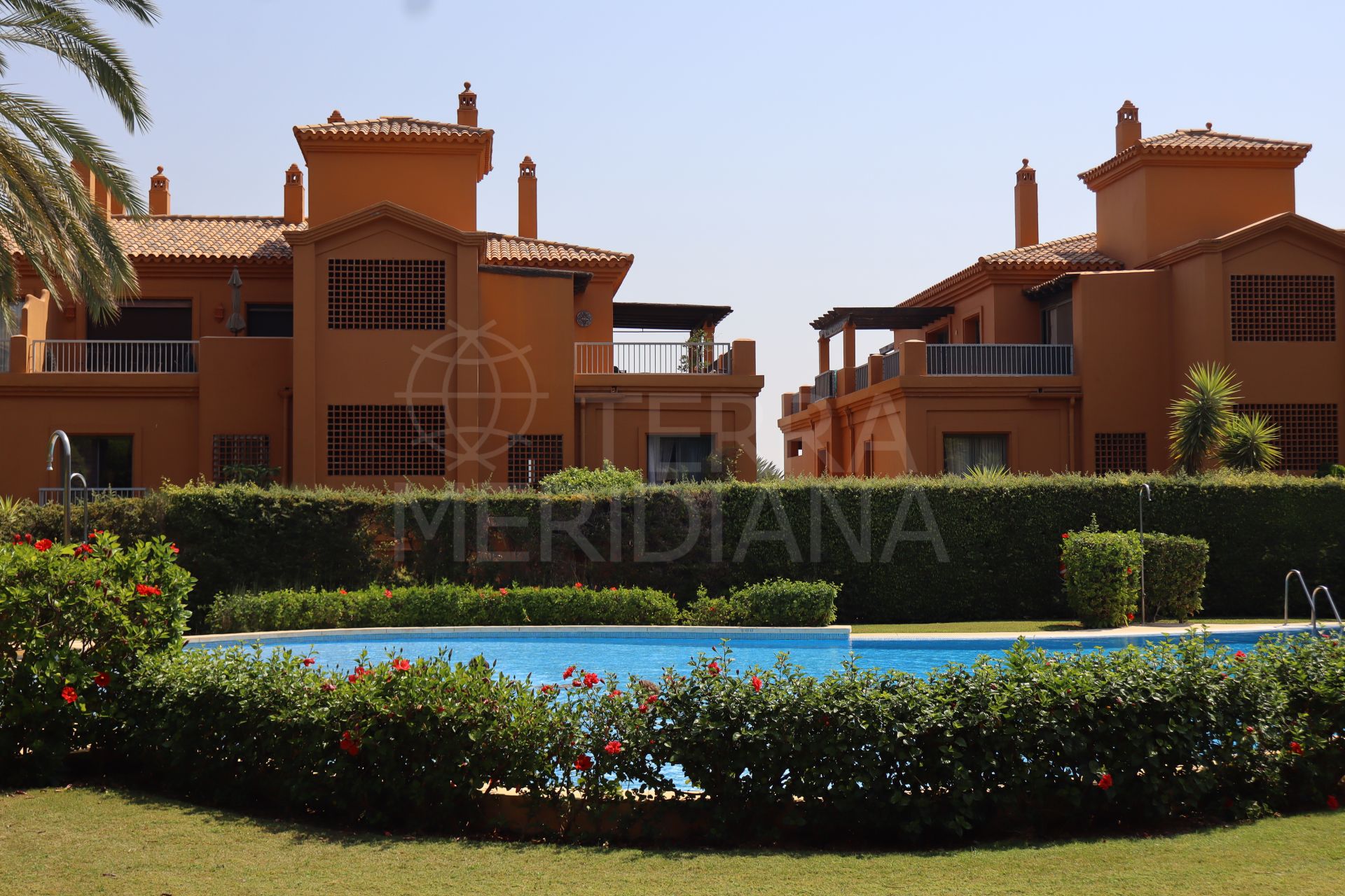 Penthouse in Benatalaya, Estepona