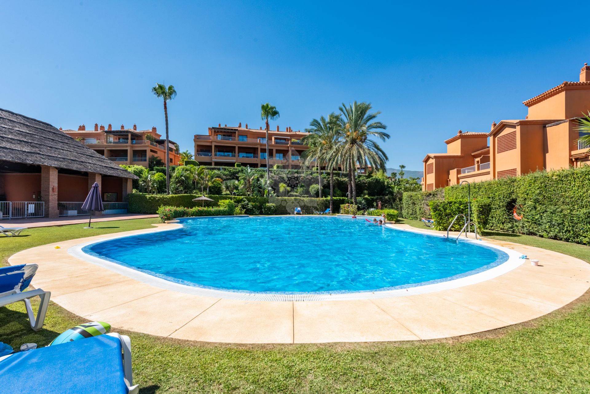 Ático en Benatalaya, Estepona