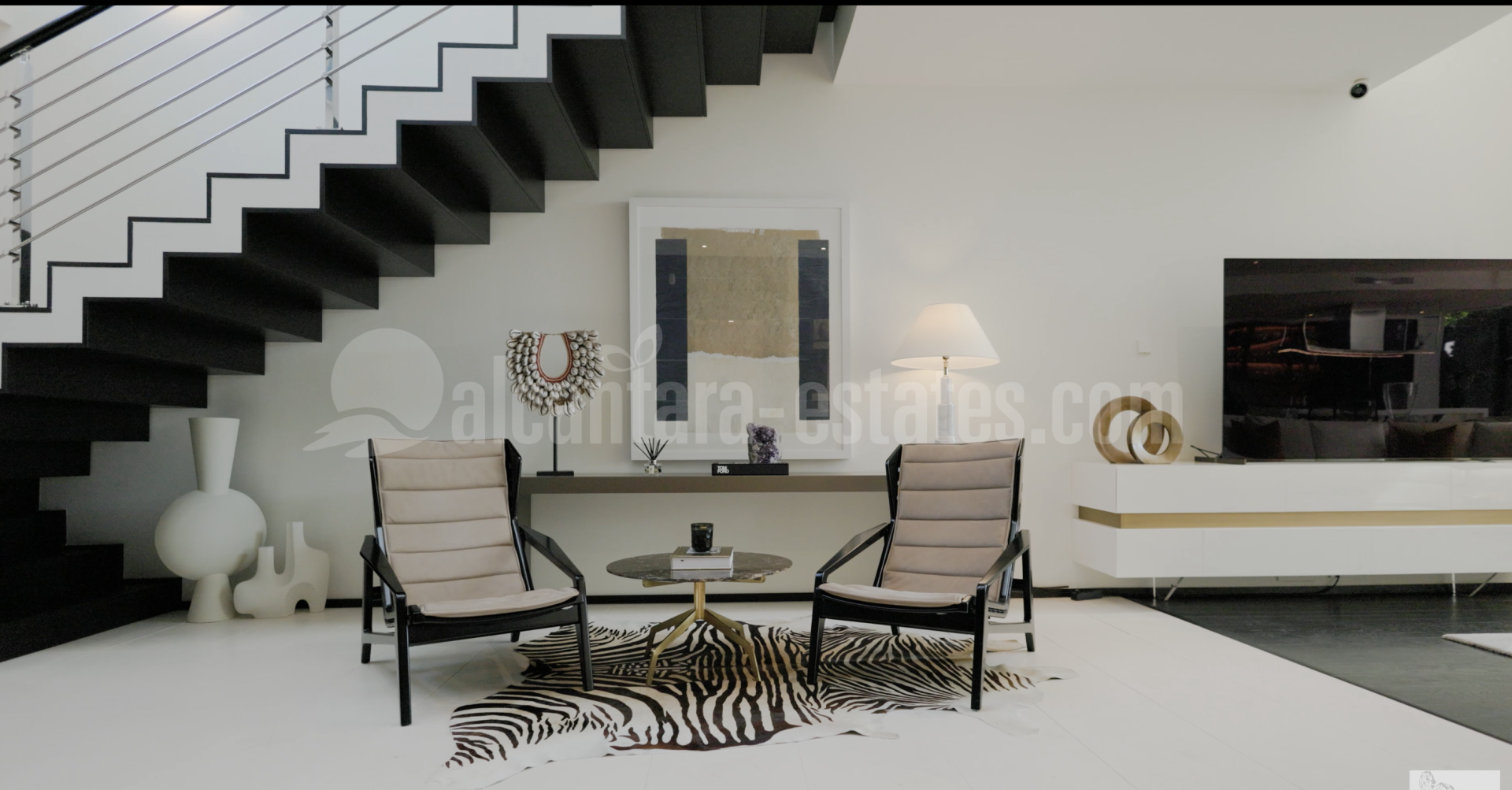 Semi Detached Villa in Sierra Blanca, Marbella