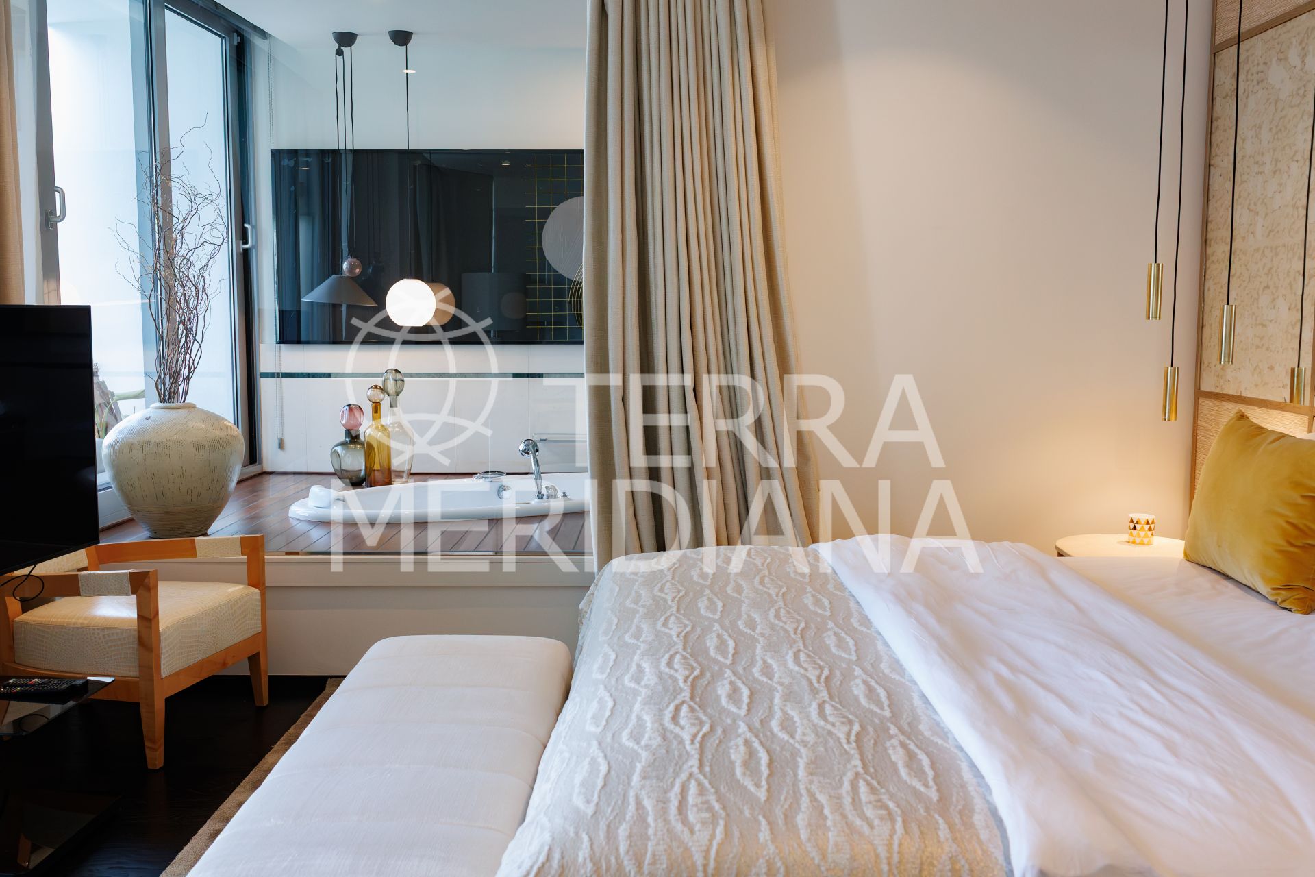 Semi Detached Villa in Sierra Blanca, Marbella