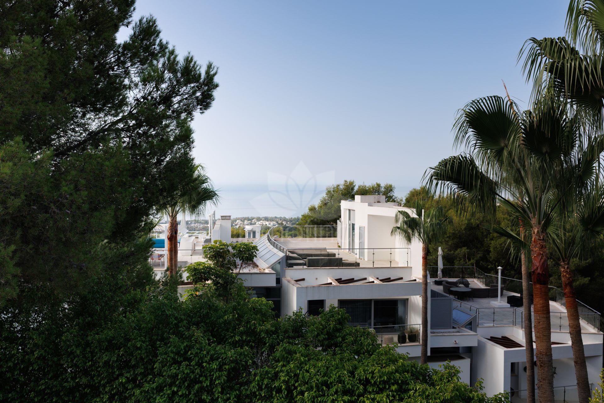 Villa Pareada en Meisho Hills, Marbella