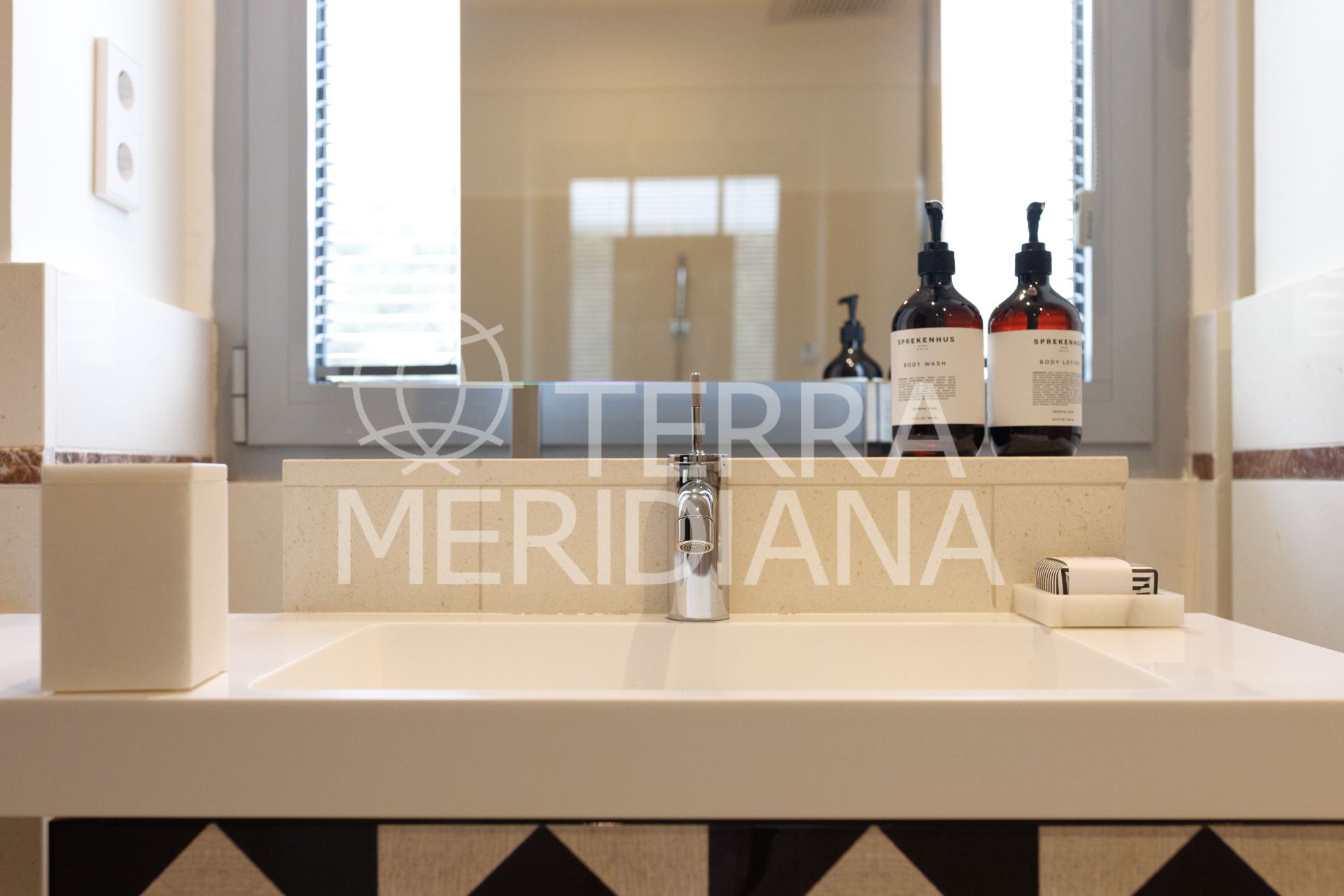 Semi Detached Villa in Sierra Blanca, Marbella