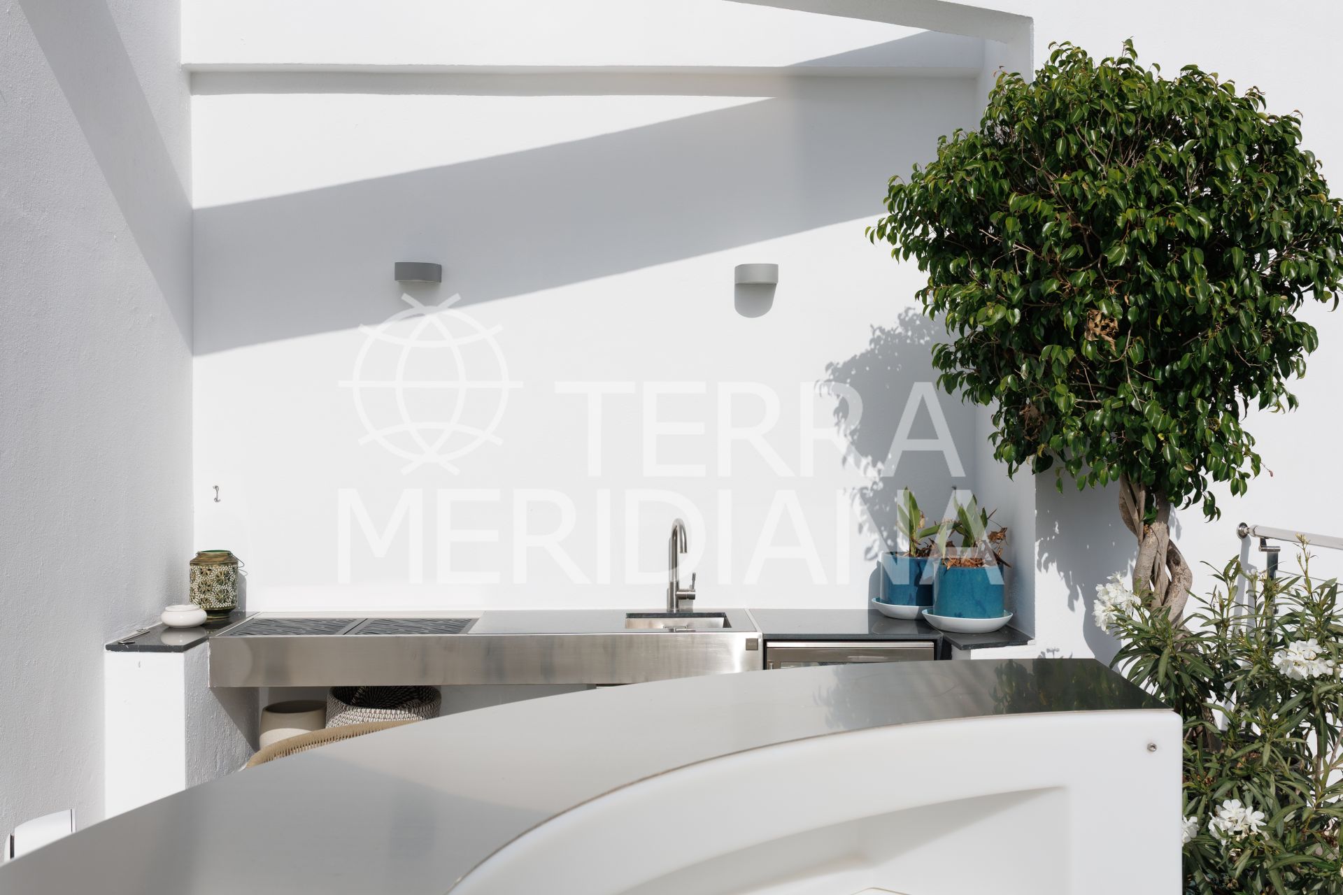 Semi Detached Villa in Sierra Blanca, Marbella