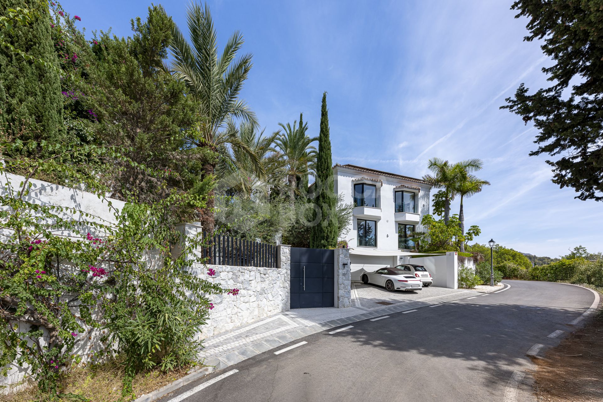 CASA LOS TRES OLIVOS - Cascada de Camoján - Marbella