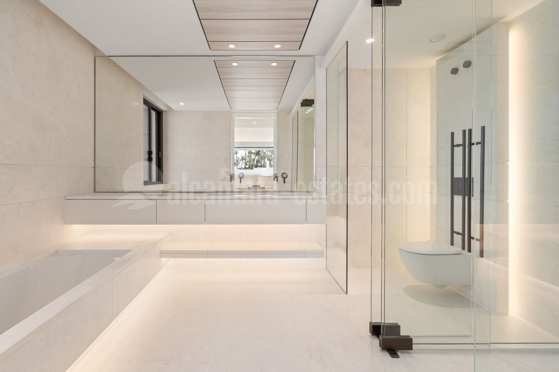Apartment in UNO, Marbella