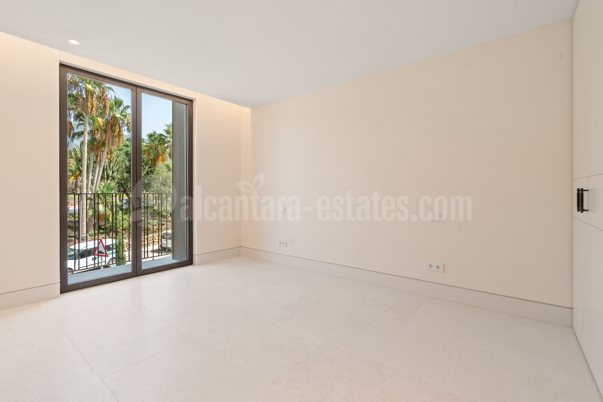 Apartment in UNO, Marbella