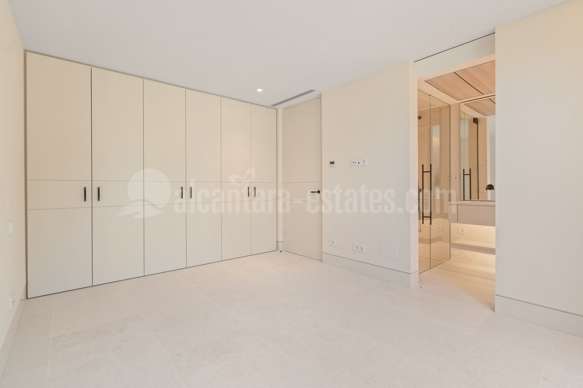 Apartment in UNO, Marbella