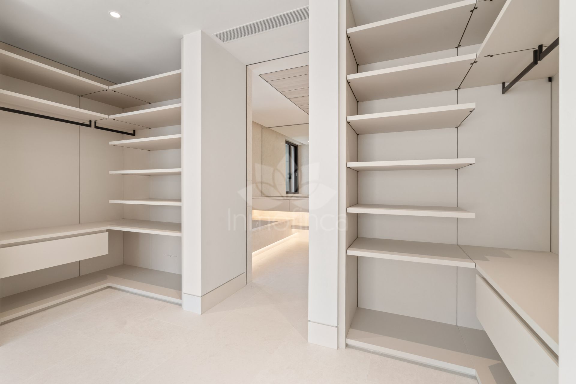 Apartamento en UNO, Marbella