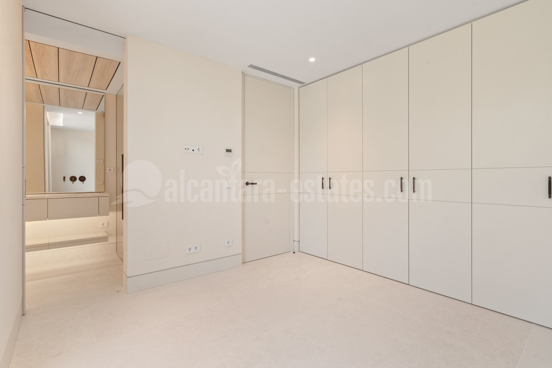 Apartment in UNO, Marbella