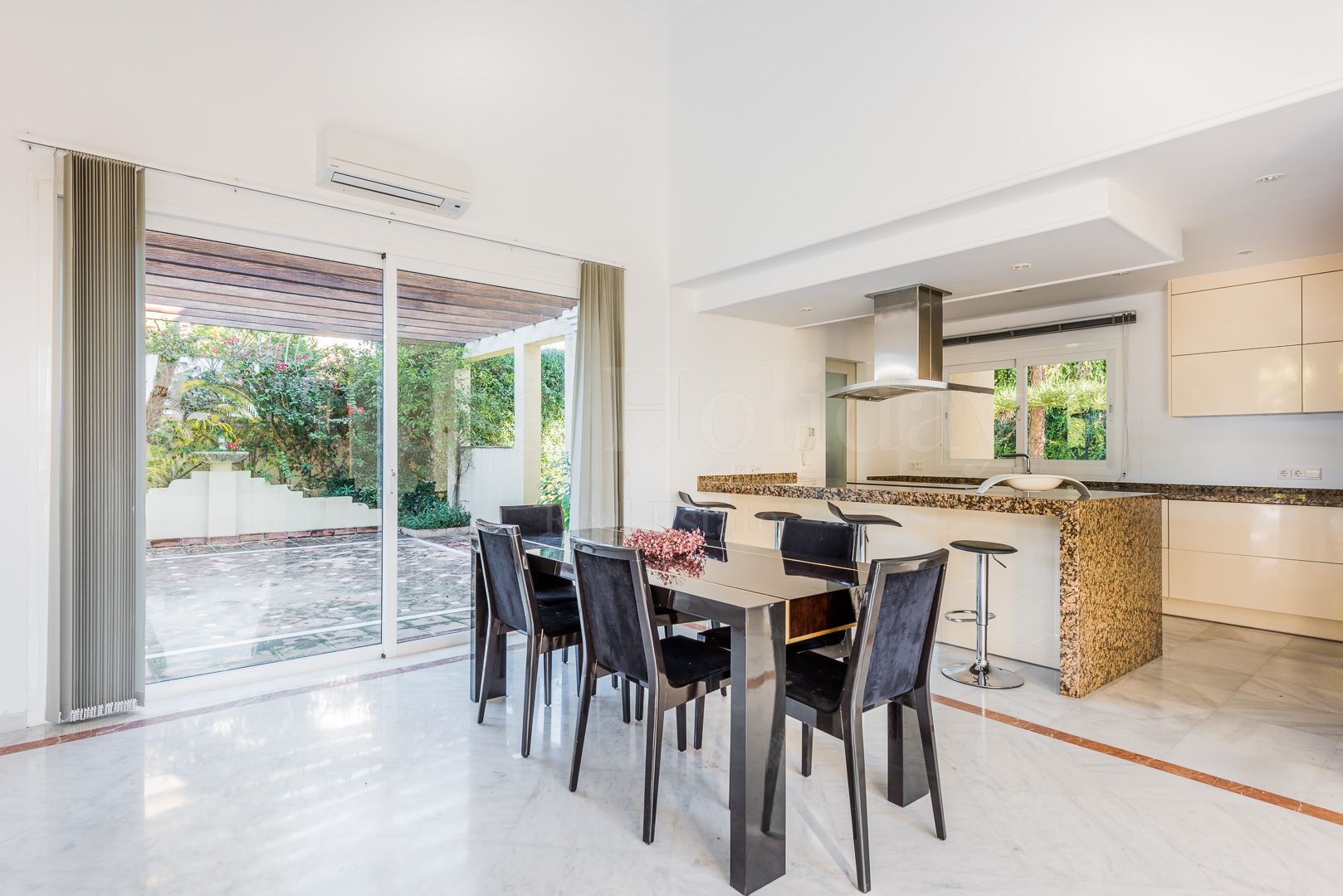 Villa en Bahia de Marbella, Marbella