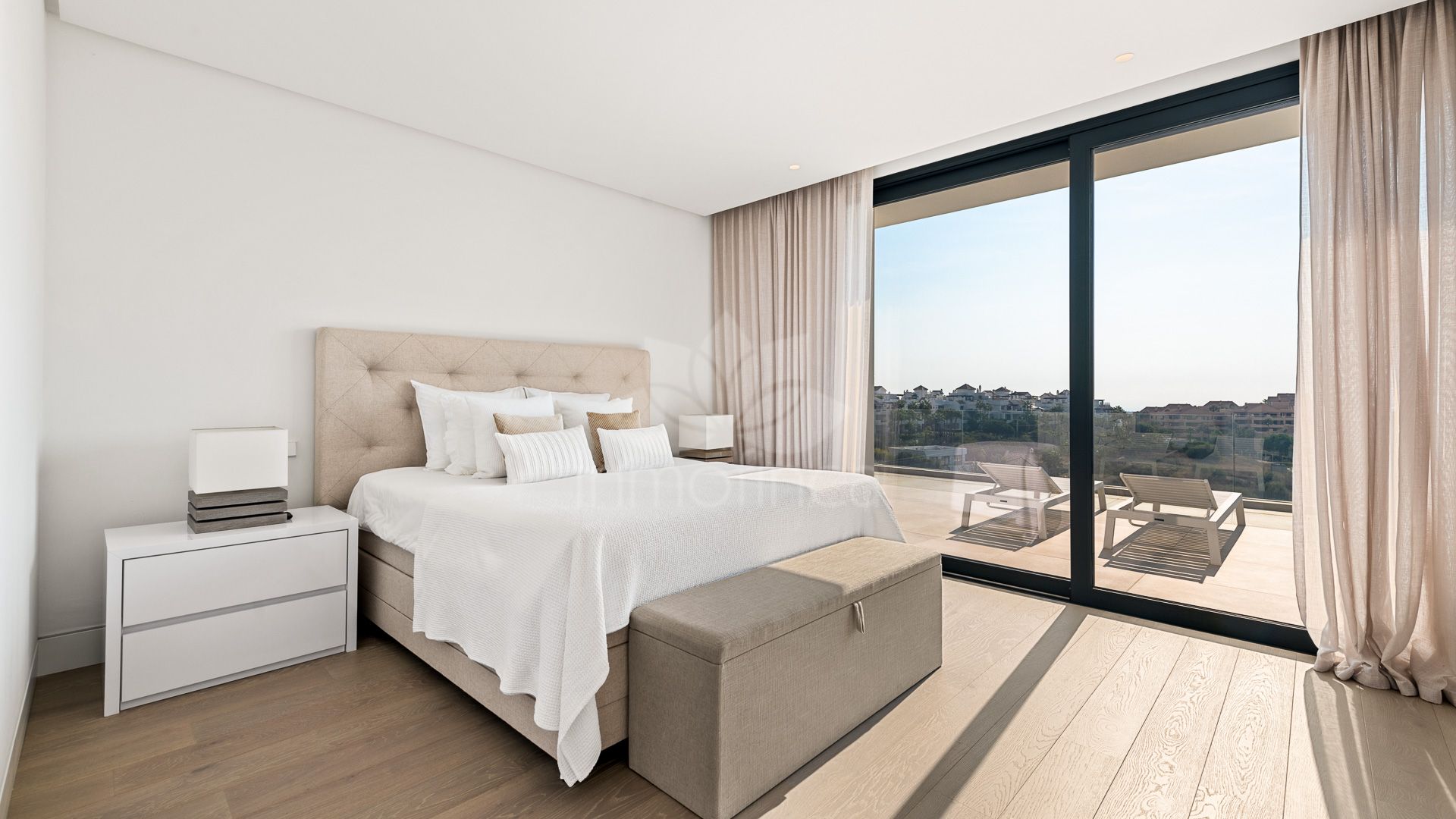 Villa en La Alqueria, Benahavis