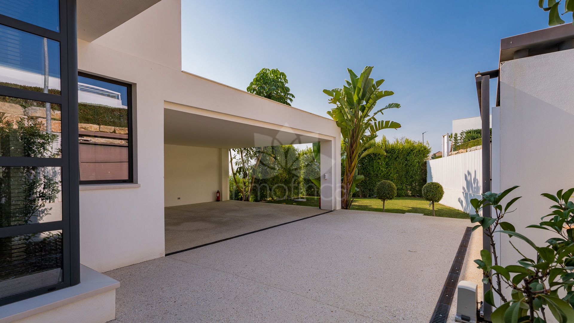 Villa en La Alqueria, Benahavis