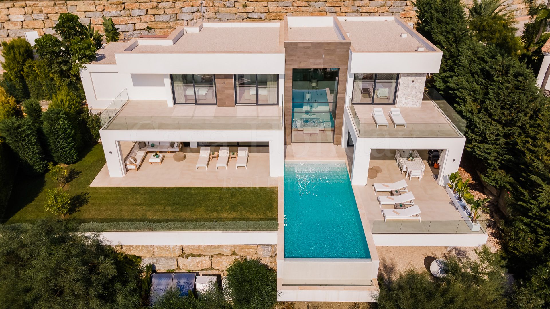 Villa en La Alqueria, Benahavis