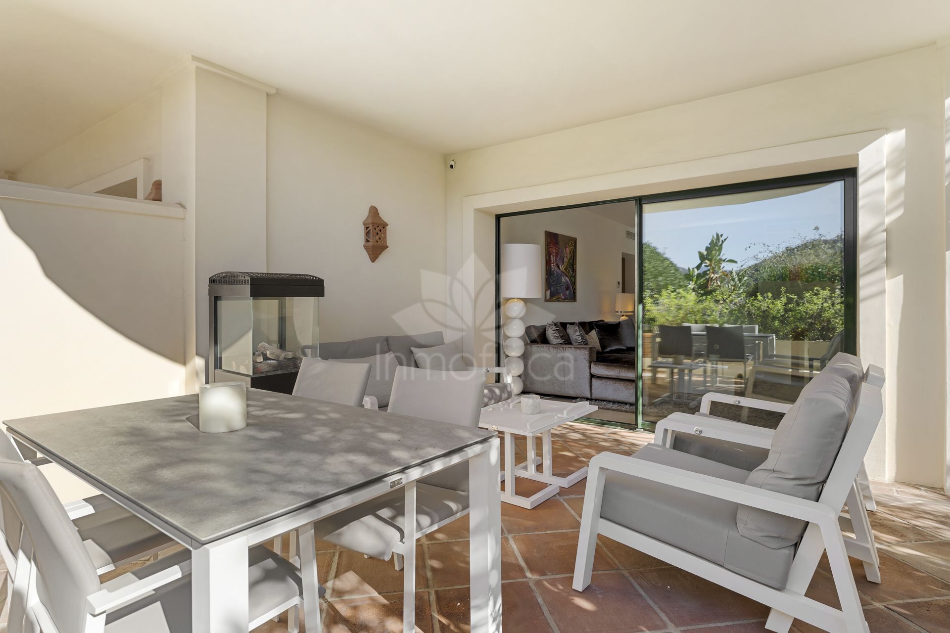 Apartamento Planta Baja en Los Capanes del Golf, Benahavis