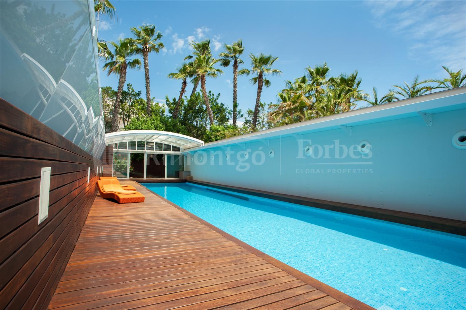 Villa au design impressionnant avec prestations luxueuses, à Sitges.
