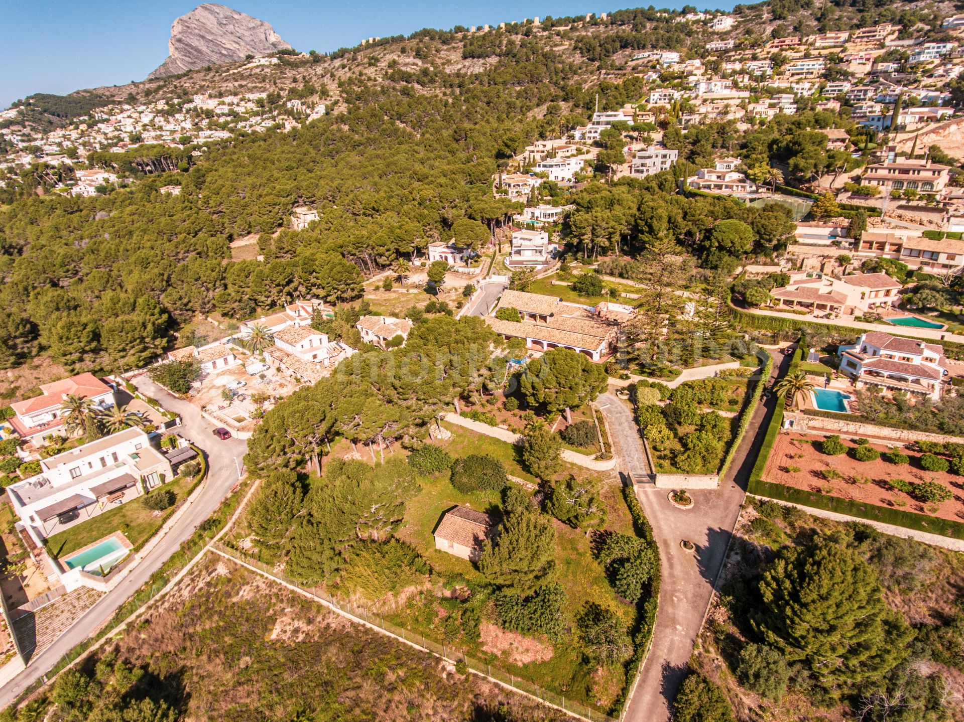 Traditional Finca with exceptional location in Mezquides, Javea, Alacant