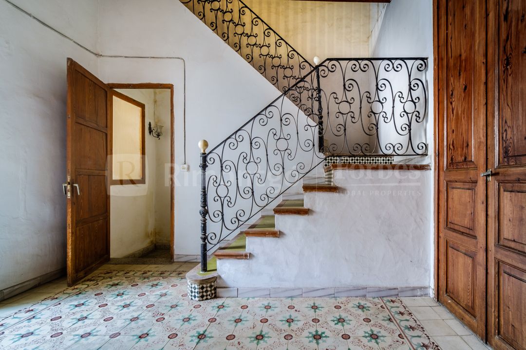 Casa de Pueblo en el centro de Jávea con mucho encanto.