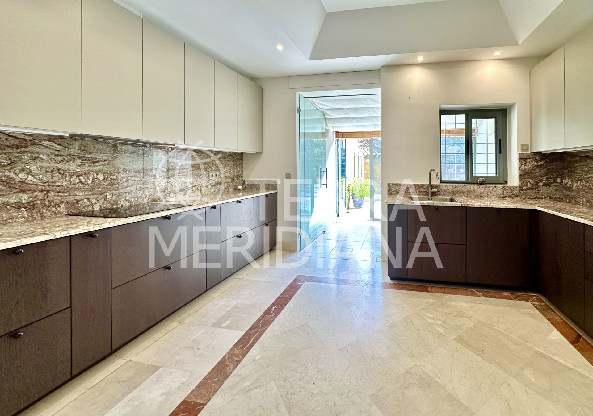 Ground Floor Apartment in Ribera del Rio, Sotogrande