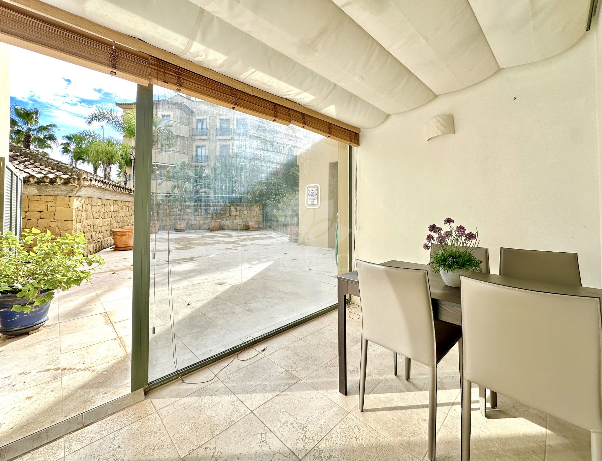 Ground Floor Apartment in Ribera del Rio, Sotogrande