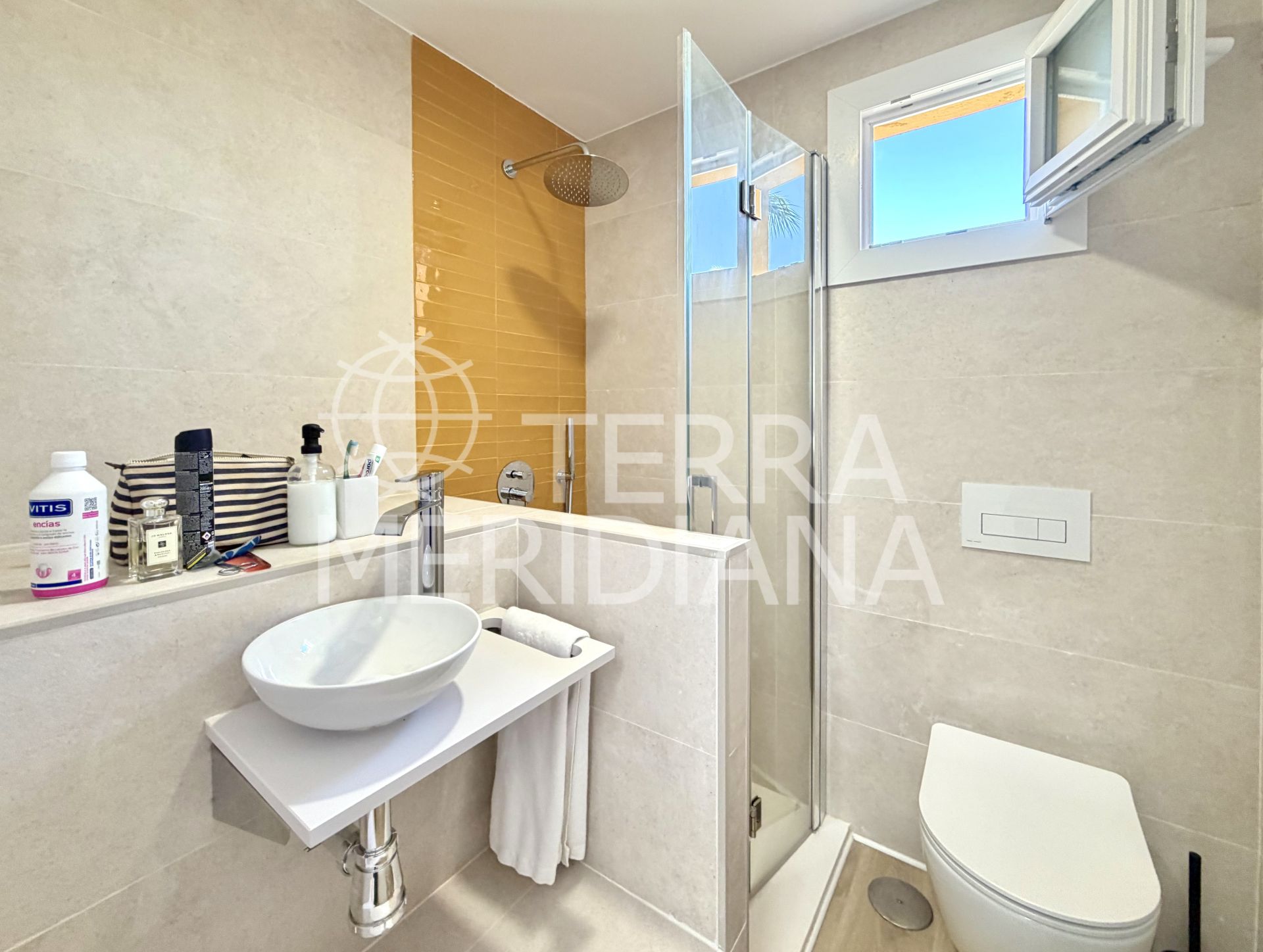 Duplex in Paseo del Río, Sotogrande