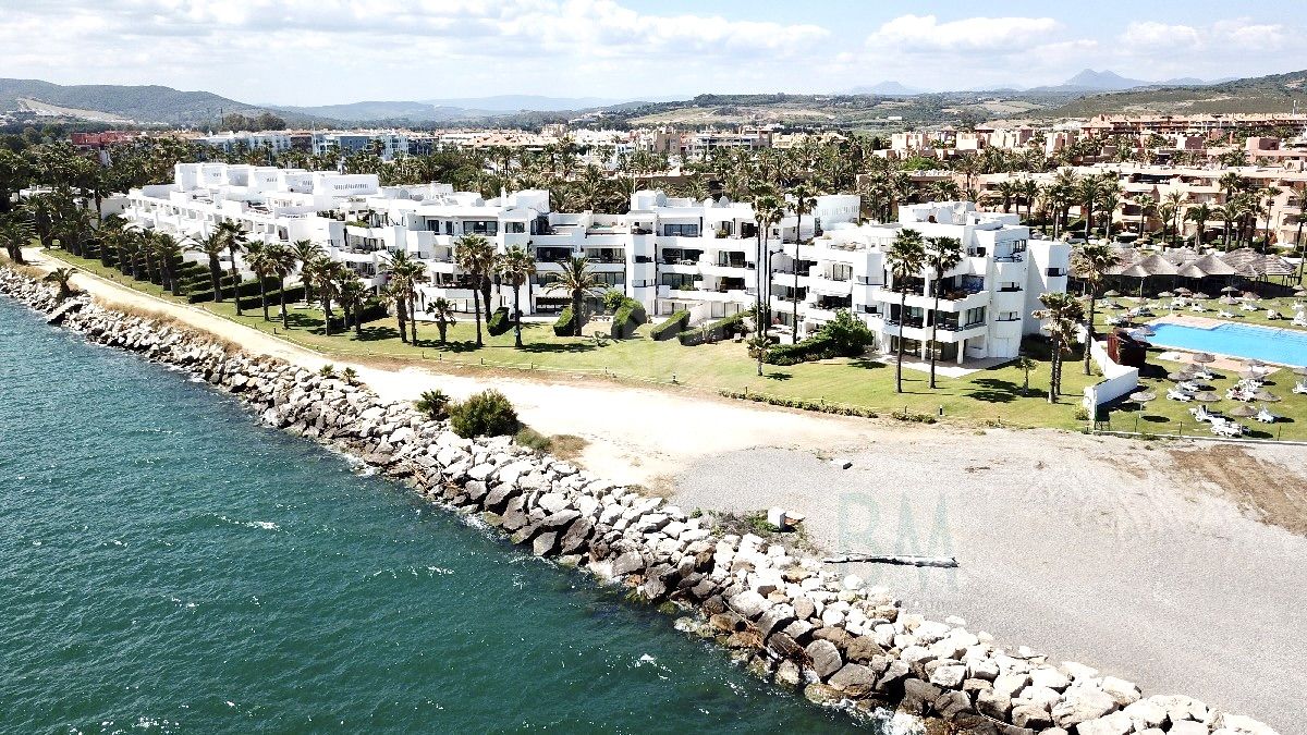 Duplex in Paseo del Río, Sotogrande