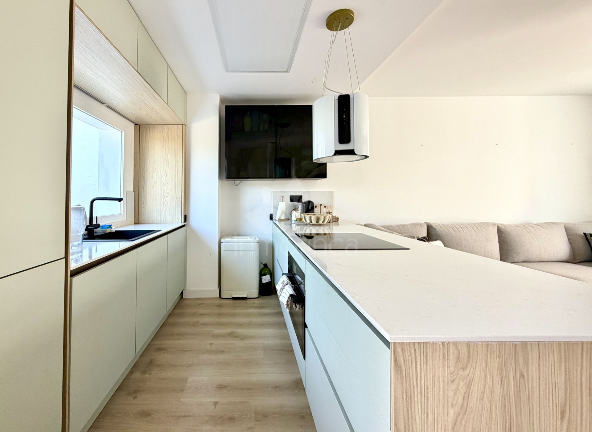 Duplex in Paseo del Río, Sotogrande