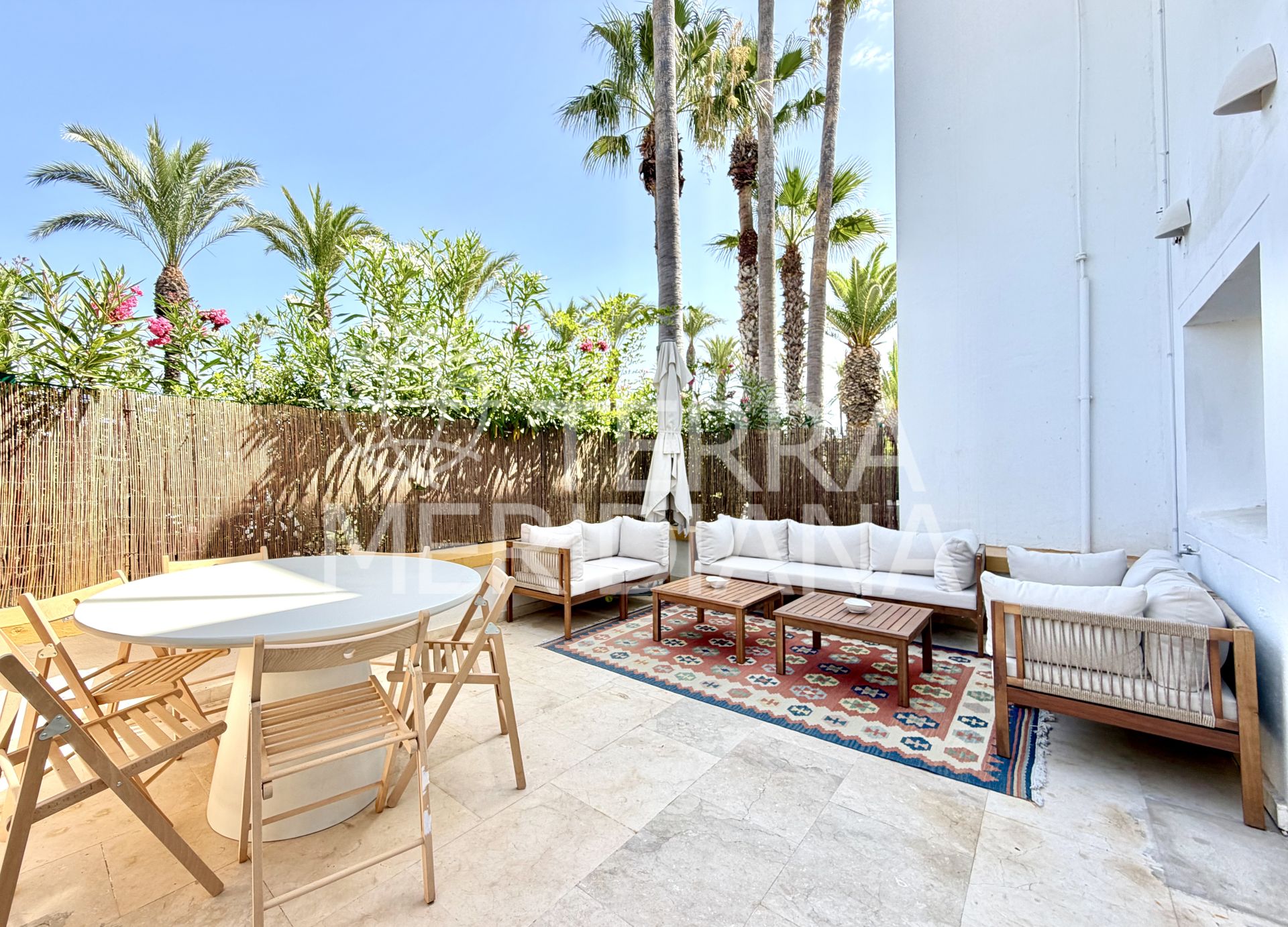 Duplex in Paseo del Río, Sotogrande