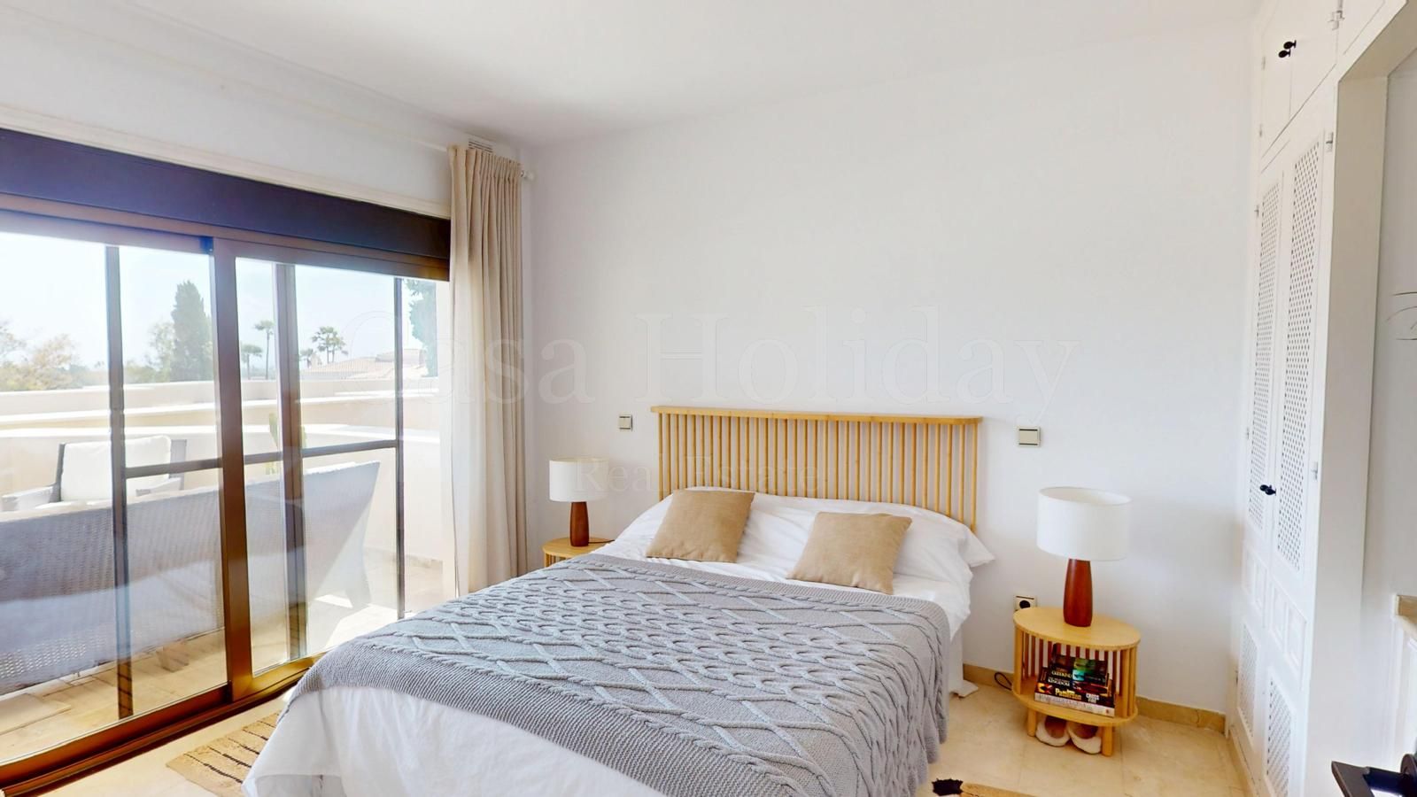 Apartment in Atalaya, Estepona