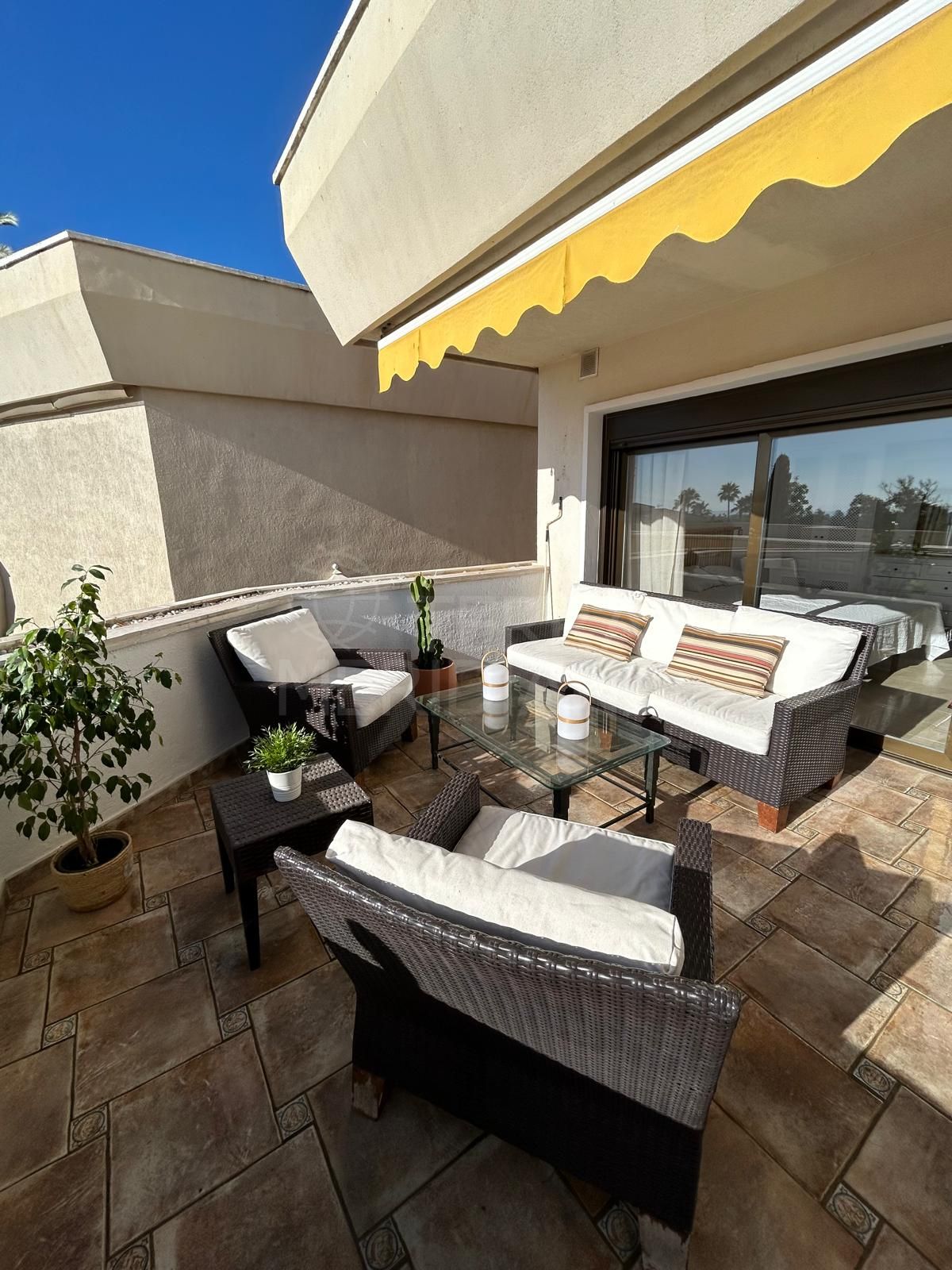 Apartment in Atalaya, Estepona