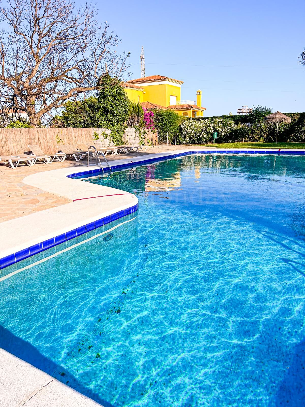 Apartment in Atalaya, Estepona