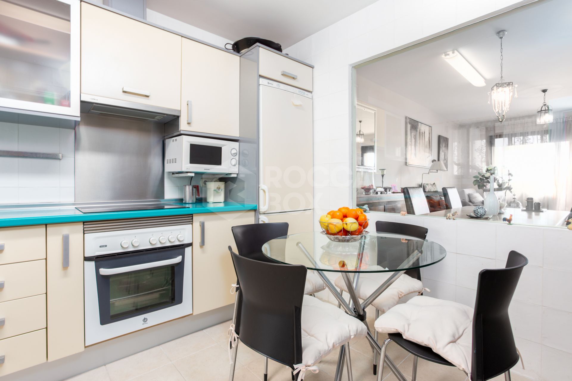 Front-line golf in Guadalmina Alta