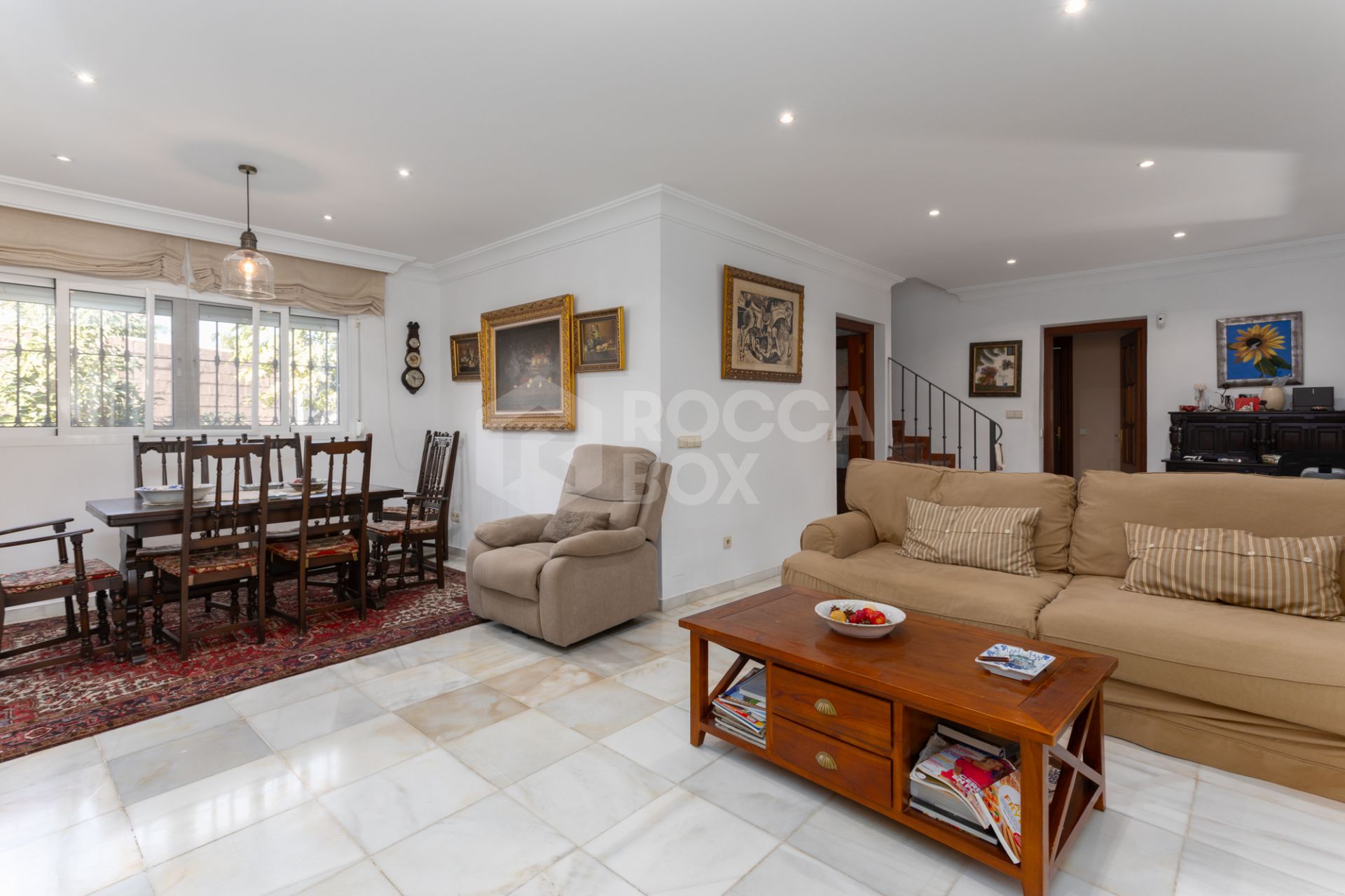 Villa for Sale in Las Petunias, San Pedro de Alcántara – Excellent Investment Opportunity