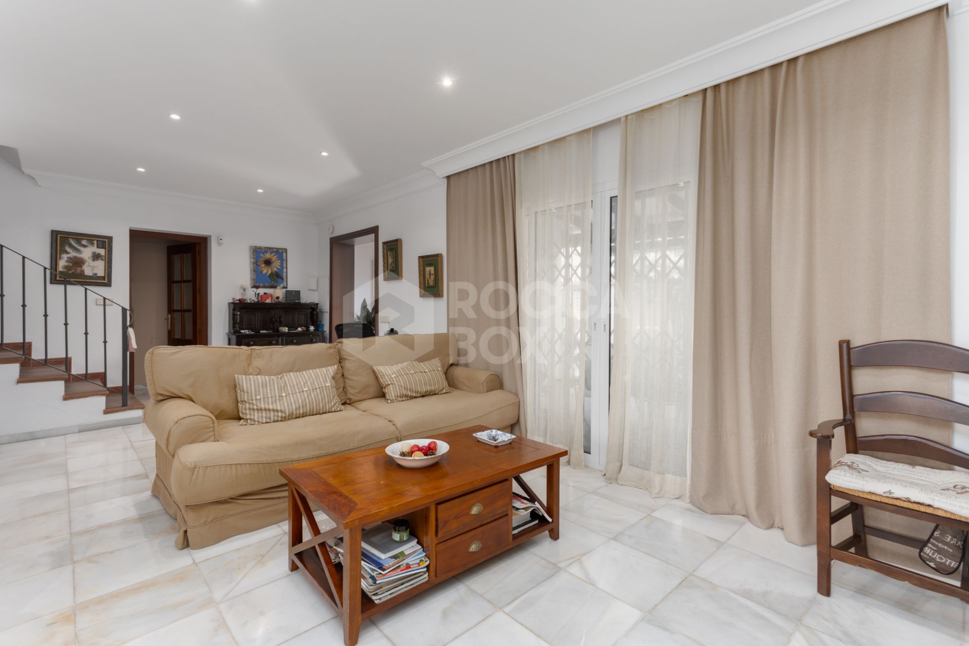 Villa for Sale in Las Petunias, San Pedro de Alcántara – Excellent Investment Opportunity