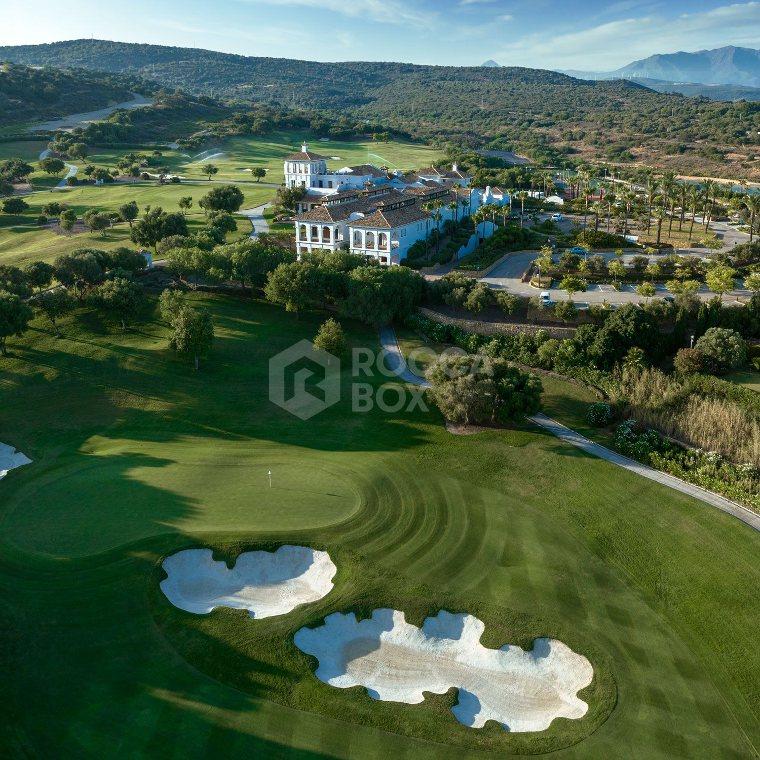 Seaview plot almenara golf with unique flow81 architects project and building license