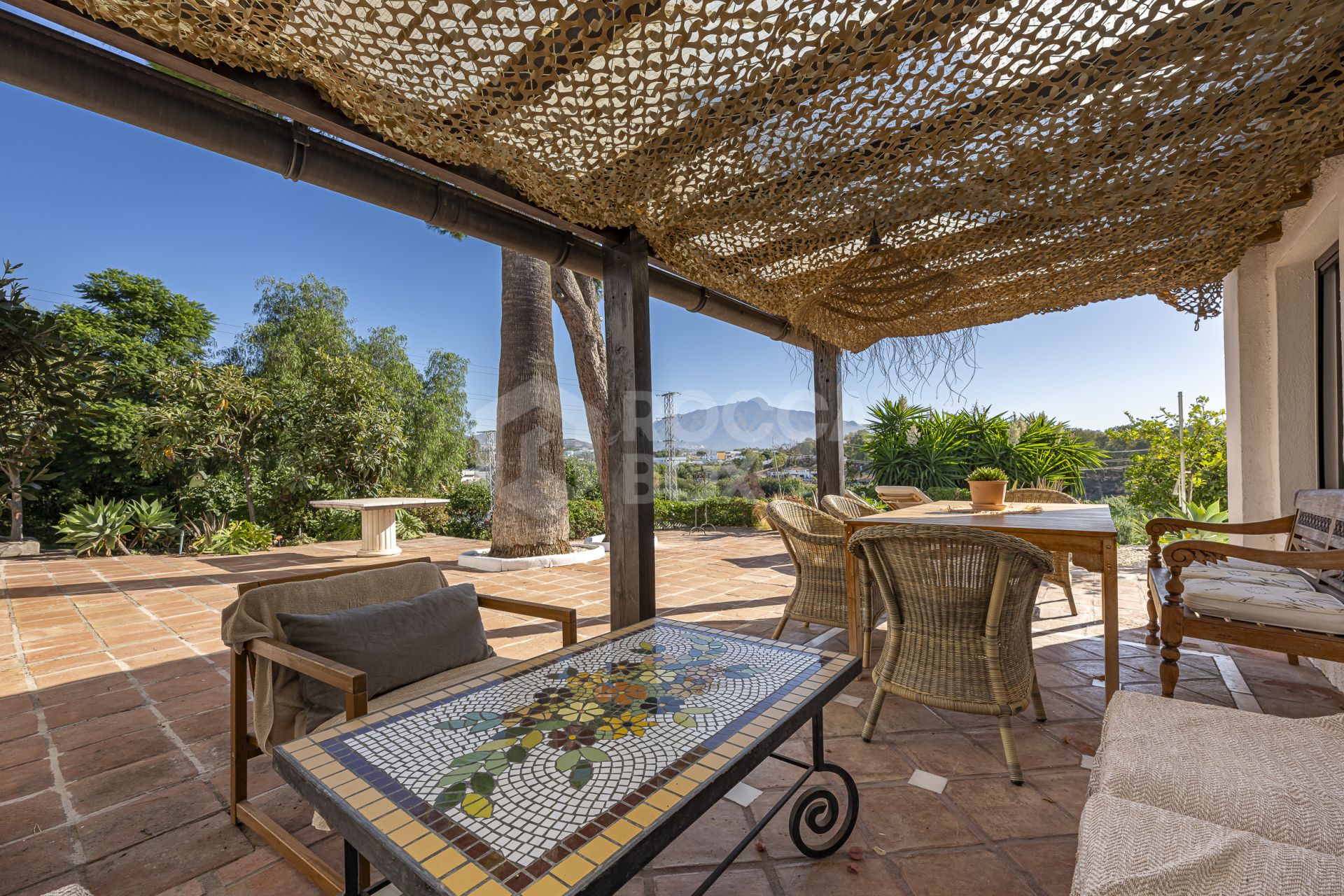 Charming Villa with Panoramic Views in Guadalmina Alta