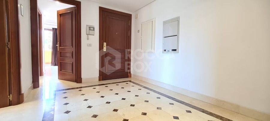 Estepona apartment for sale - Mar Azul - Beach frontline