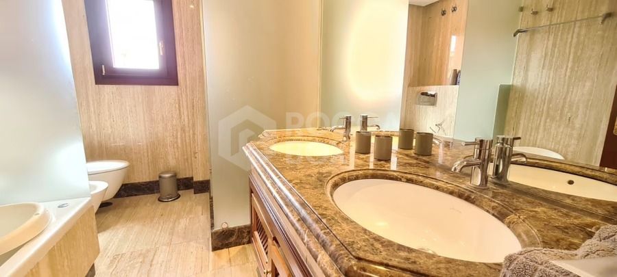 Estepona apartment for sale - Mar Azul - Beach frontline