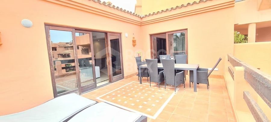 Estepona apartment for sale - Mar Azul - Beach frontline