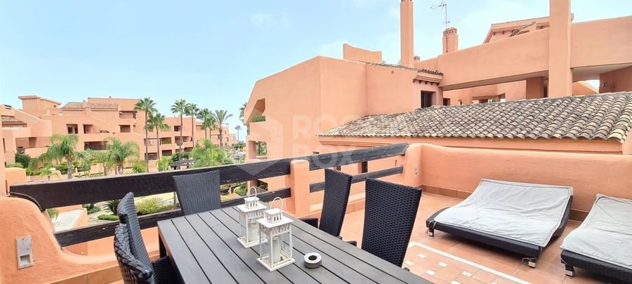 Estepona apartment for sale - Mar Azul - Beach frontline