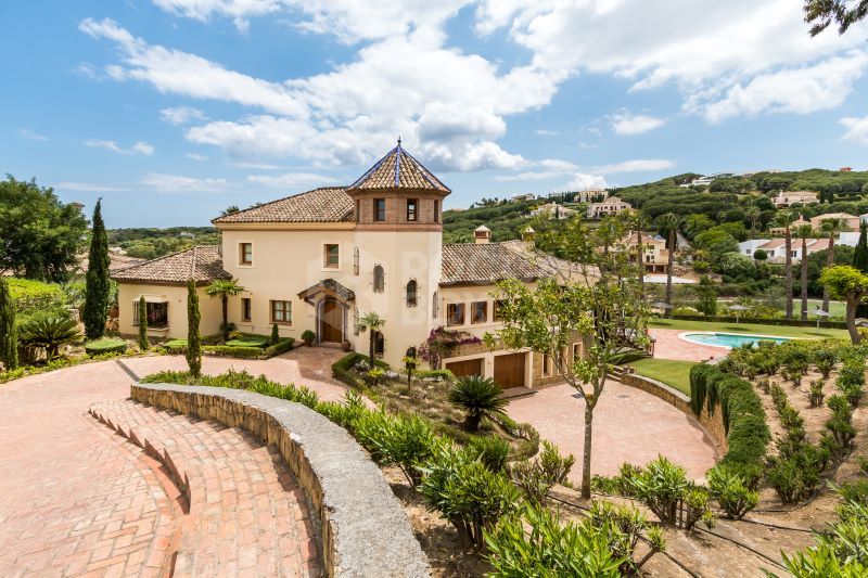 Exclusive villa sale Sotogrande | Frontline golf Sotogrande property