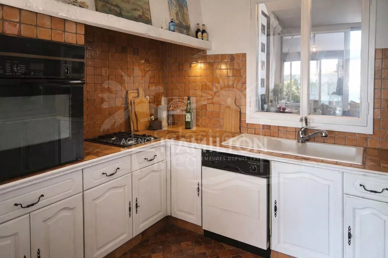 Ideally located in the highly sought-after Riquier district, just steps from ...