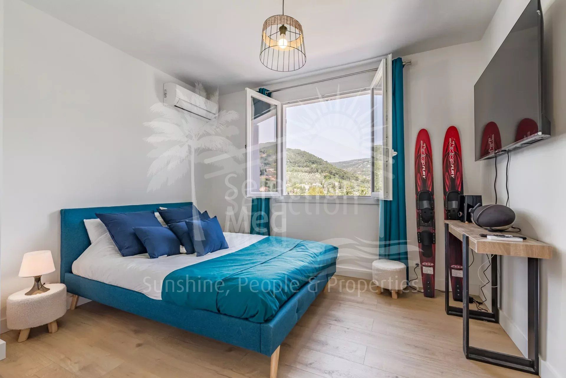 In one of the most peaceful and residential parts of Grasse with a beautiful ...