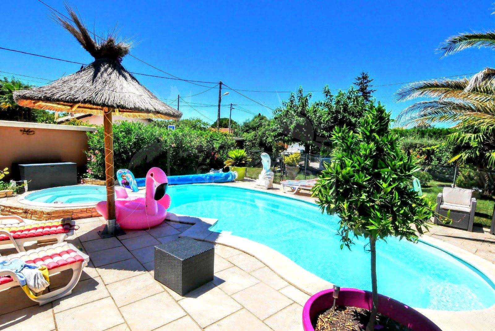 Casa en venta en Thézan-lès-Béziers