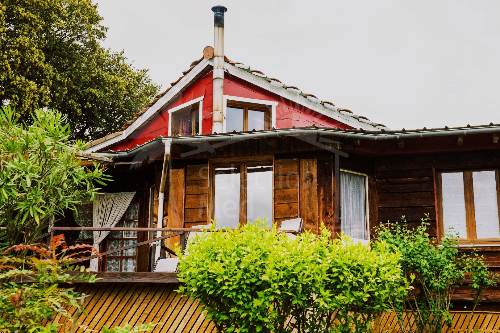 Timber frame house with Stunning Pyrenees Views  Between Carcassonne and Limoux