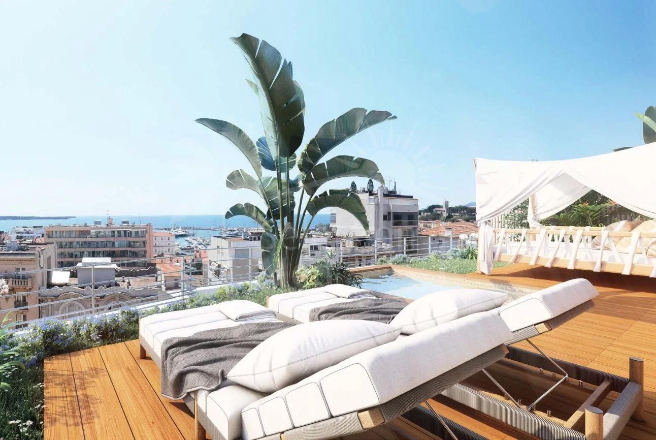 Rooftop villa with panoramic sea view Cannes