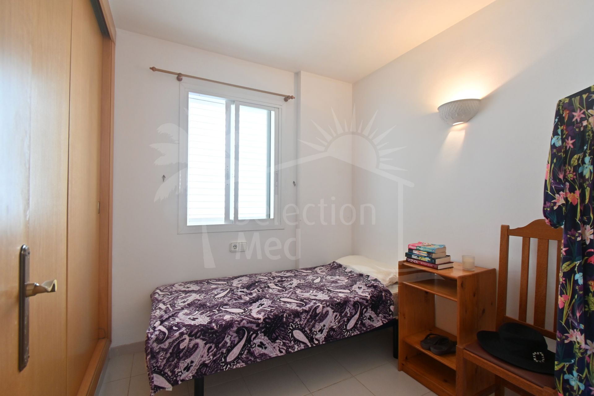 Appartement en première ligne de plage dans le centre de Santa Eulalia del Río, avec vue sur la mer
