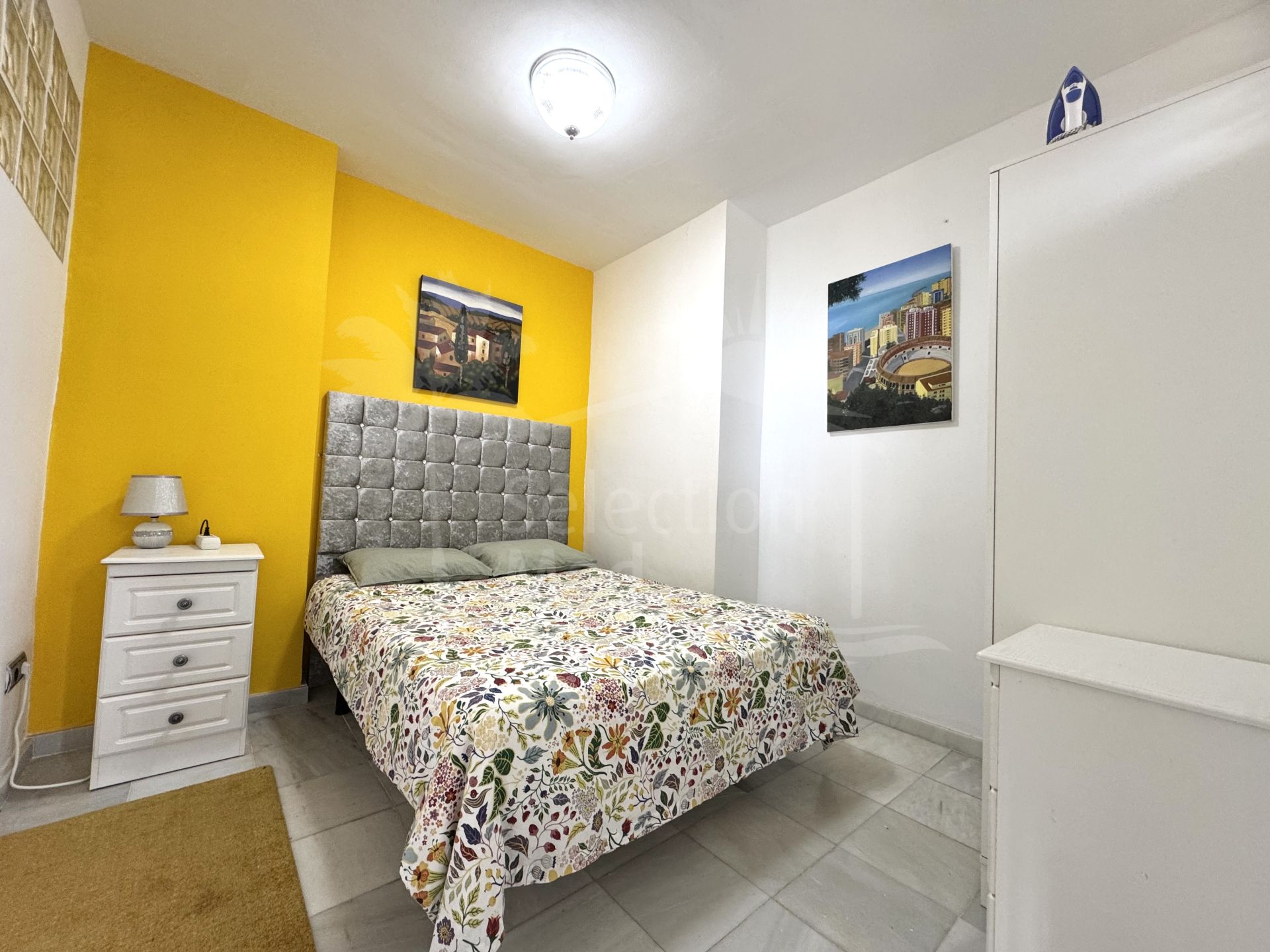 Charming 2-bedroom Ground-floor Apartment with Sea Views and Tourist License in Calahonda, Mijas Costa