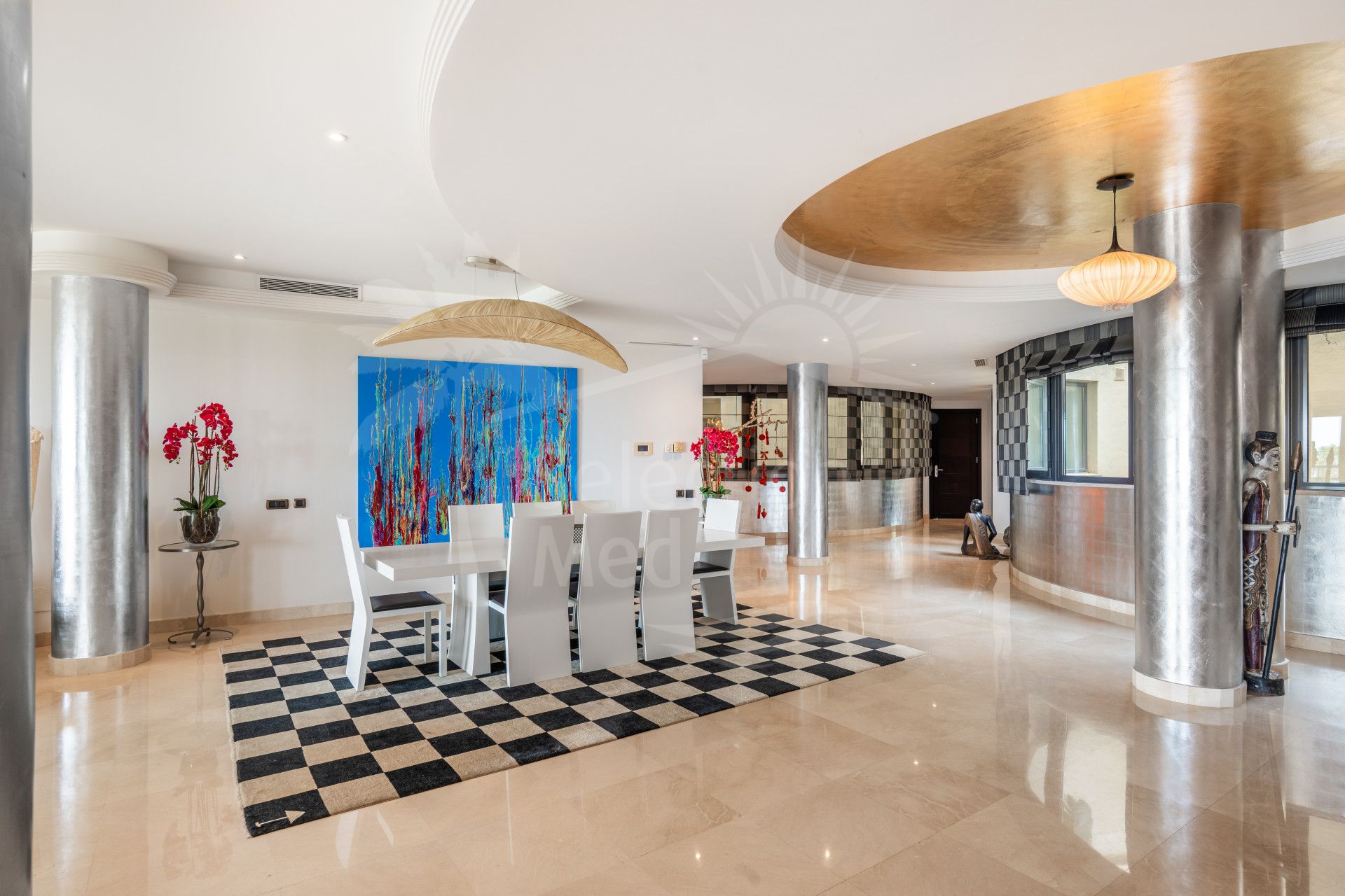 Elegant 3-bedroom apartment in Puerto Banús